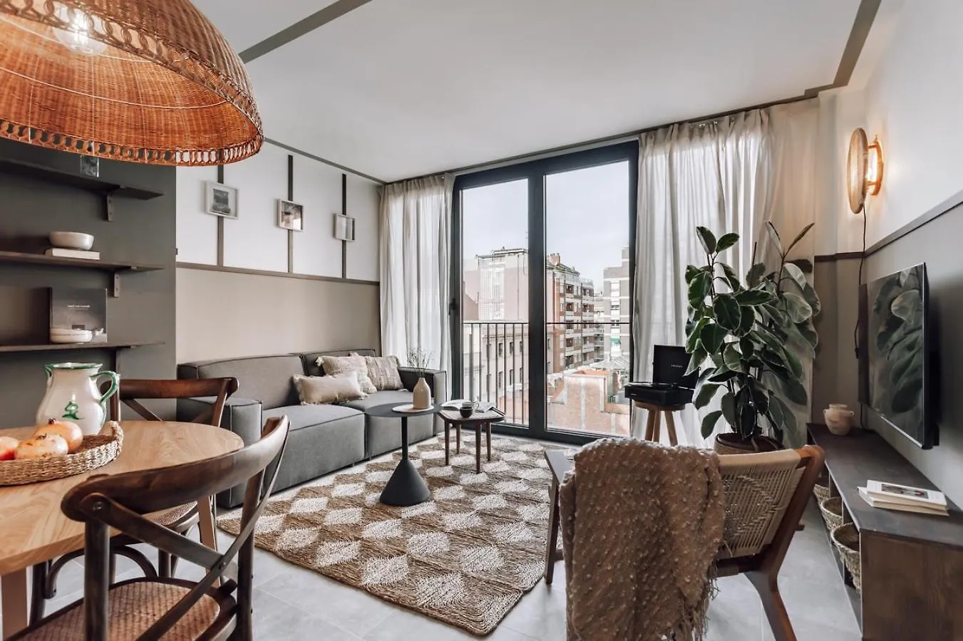 Botijo - 2 Bedrooms In Eixample Esquerra バルセロナ