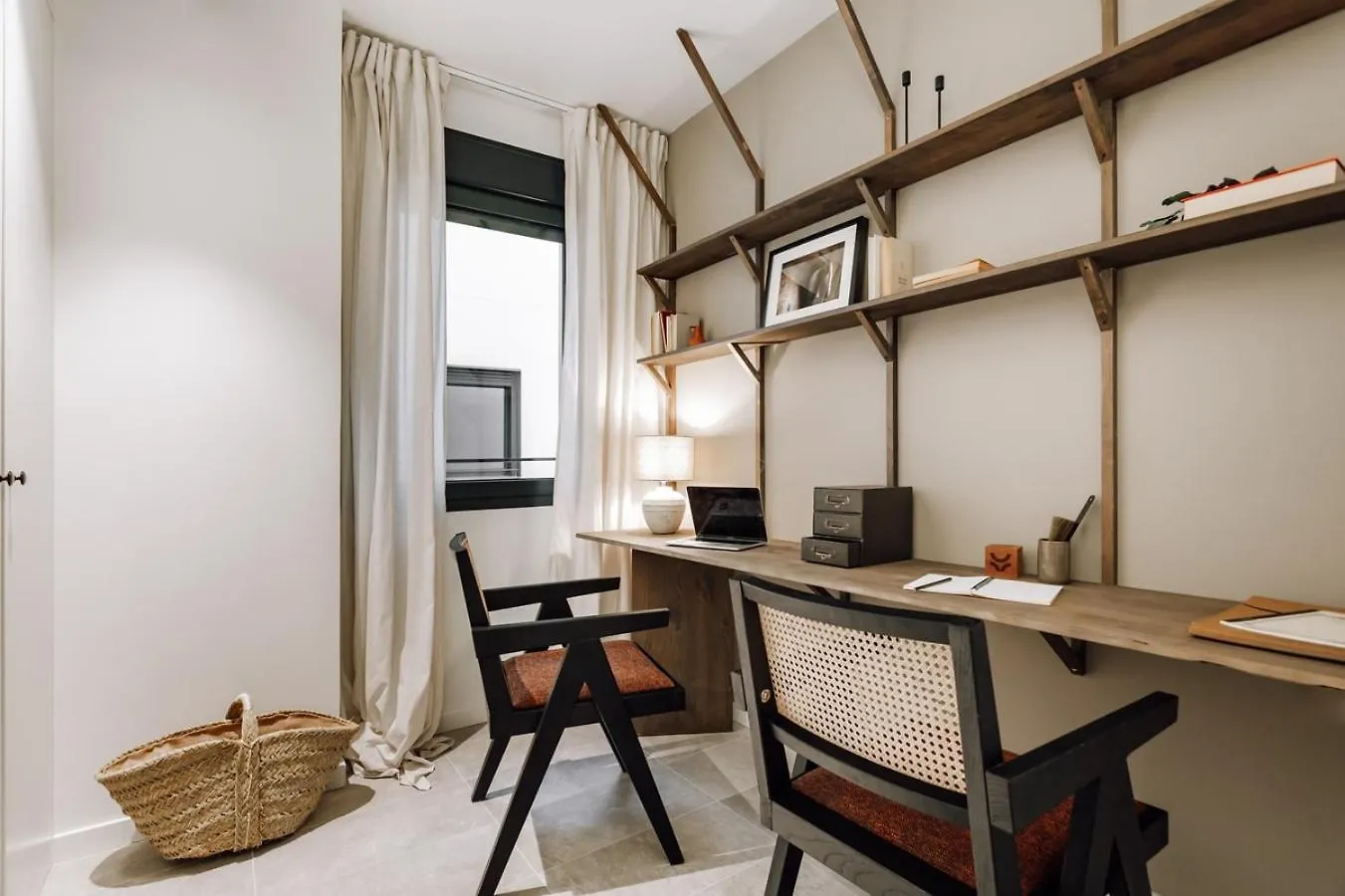 Botijo - 2 Bedrooms In Eixample Esquerra バルセロナ スペイン