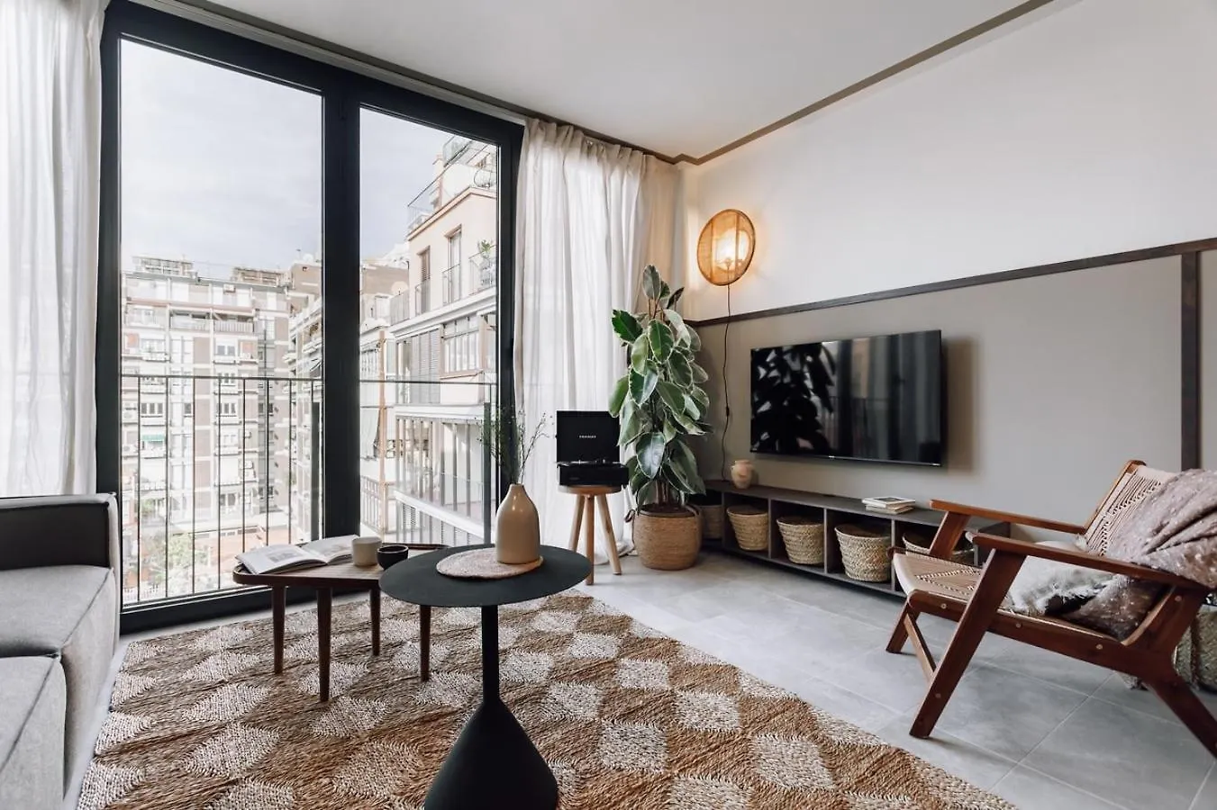 Apartamento Botijo - 2 Bedrooms In Eixample Esquerra Barcelona